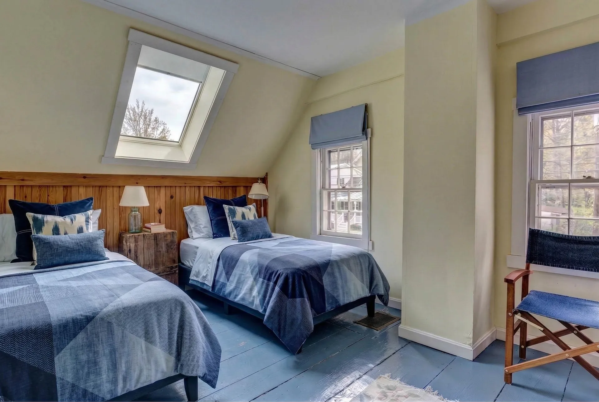 736 Pleasant Street New London NH 03257