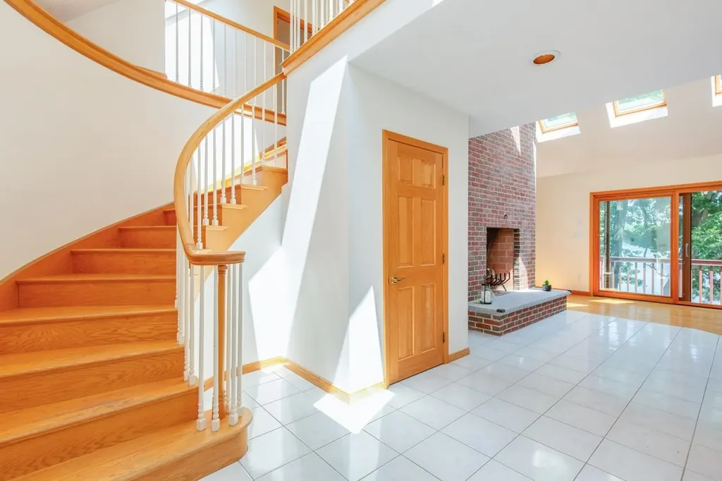 2 Blue Heron Lane Deerfield NH 03037