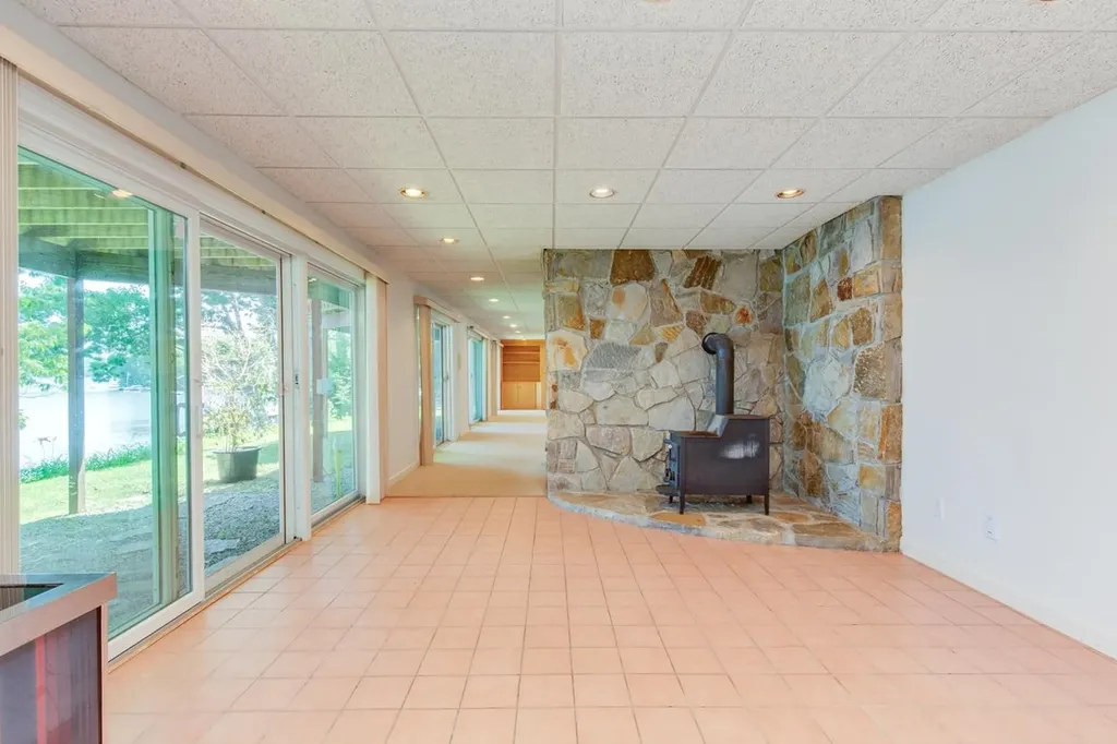 2 Blue Heron Lane Deerfield NH 03037