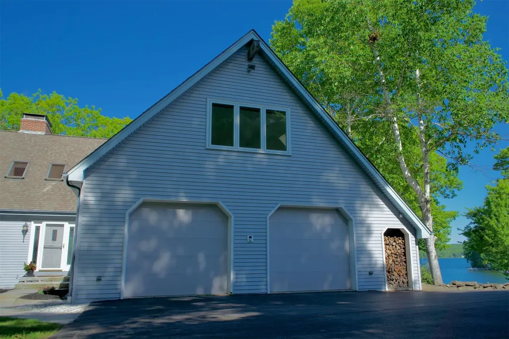 2 Blue Heron Lane Deerfield NH 03037