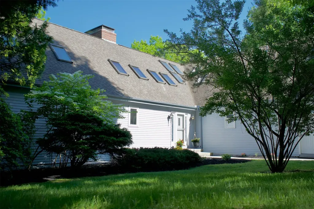 2 Blue Heron Lane Deerfield NH 03037