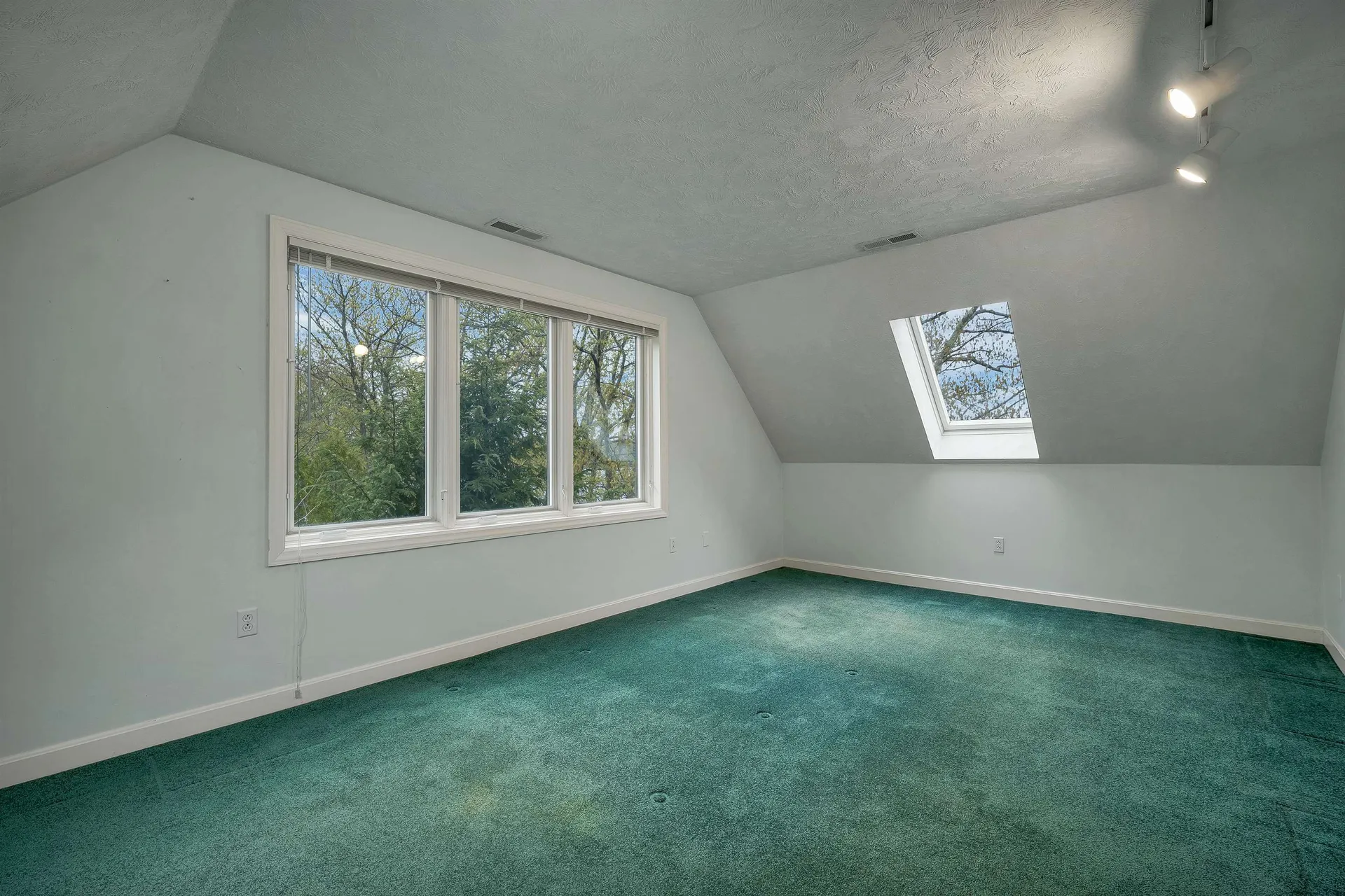 2 Blue Heron Lane Deerfield NH 03037
