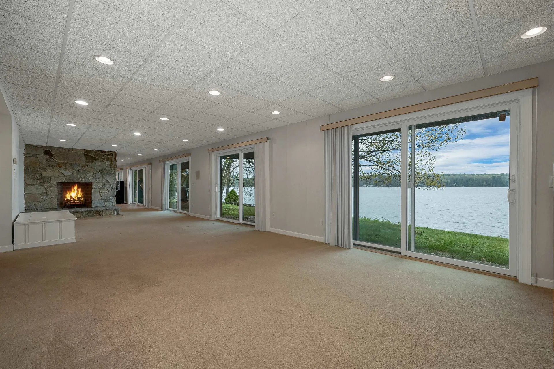 2 Blue Heron Lane Deerfield NH 03037