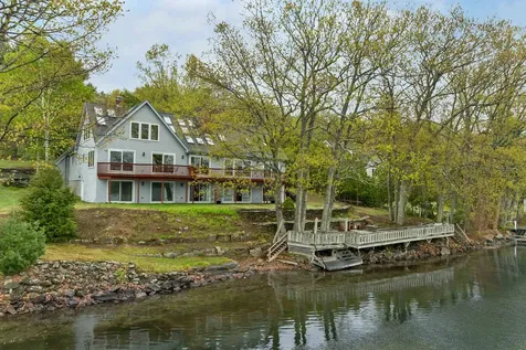 2 Blue Heron Lane Deerfield NH 03037