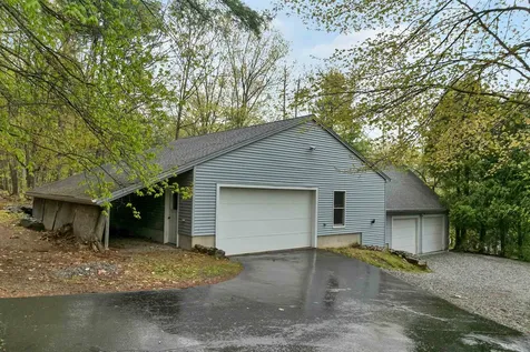 2 Blue Heron Lane Deerfield NH 03037