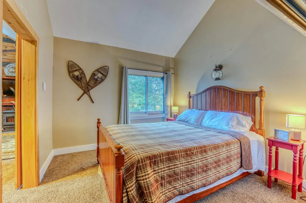 28 Condo Road Campton NH 03223