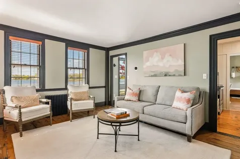 244 New Castle Avenue Portsmouth NH 03801