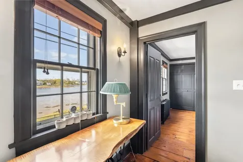 244 New Castle Avenue Portsmouth NH 03801