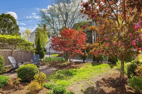 244 New Castle Avenue Portsmouth NH 03801