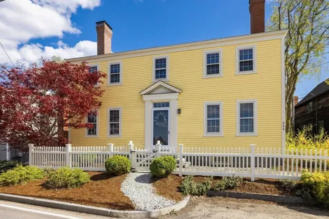 244 New Castle Avenue Portsmouth NH 03801