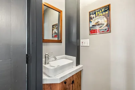 244 New Castle Avenue Portsmouth NH 03801