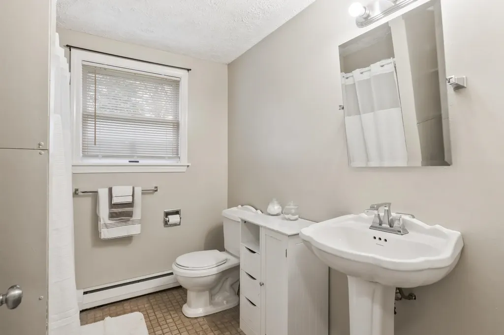 35 Buttonwood Road South Berwick ME 03908
