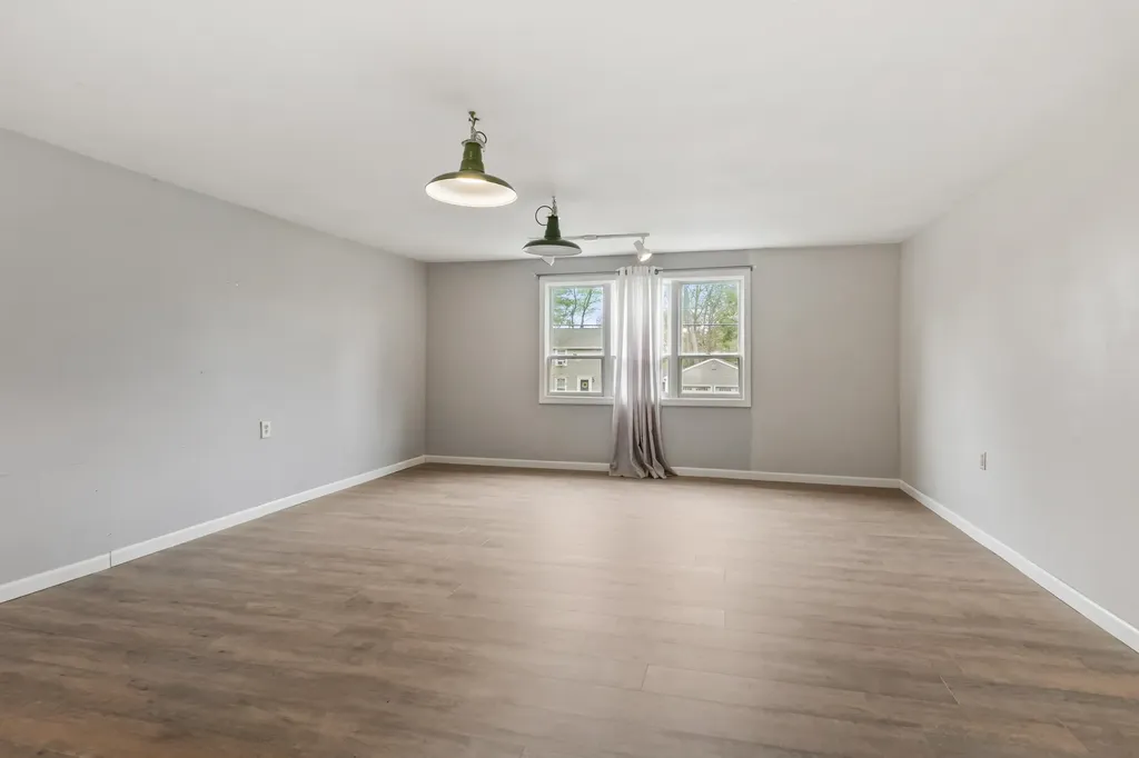 35 Buttonwood Road South Berwick ME 03908
