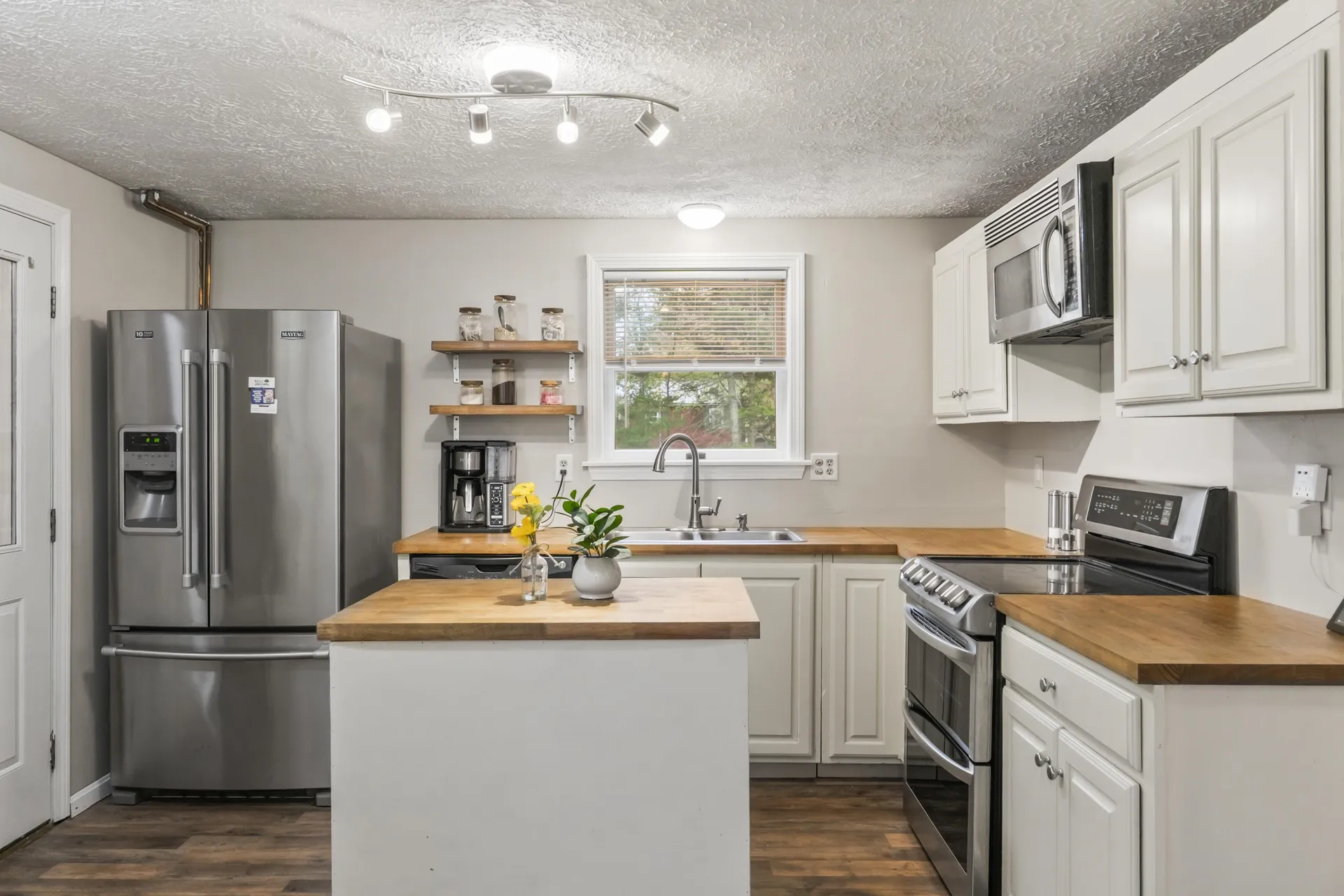 35 Buttonwood Road South Berwick ME 03908
