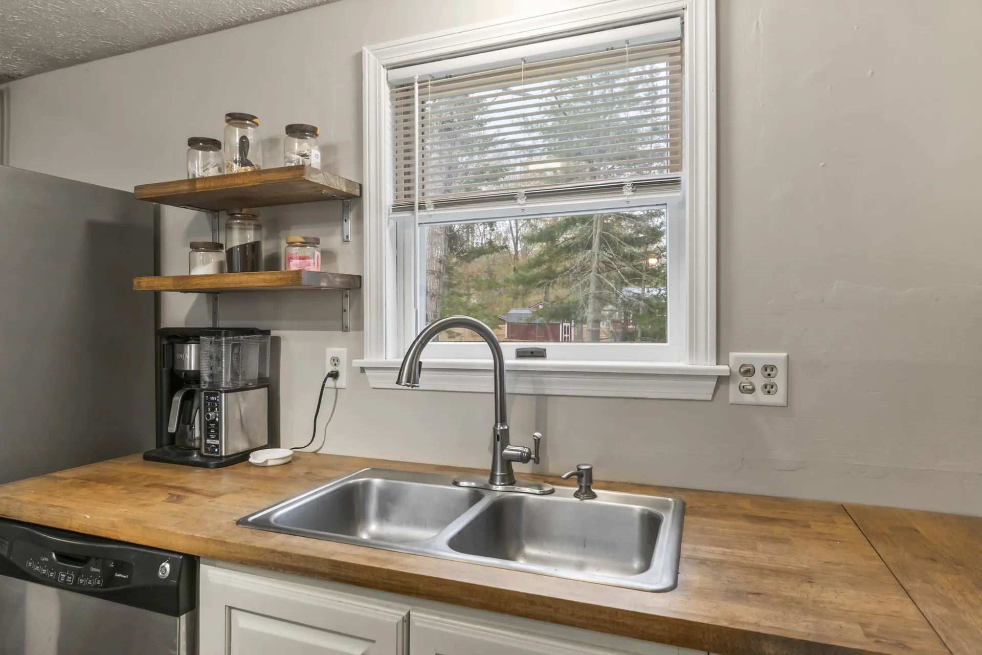 35 Buttonwood Road South Berwick ME 03908
