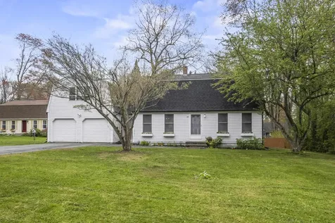 35 Buttonwood Road South Berwick ME 03908