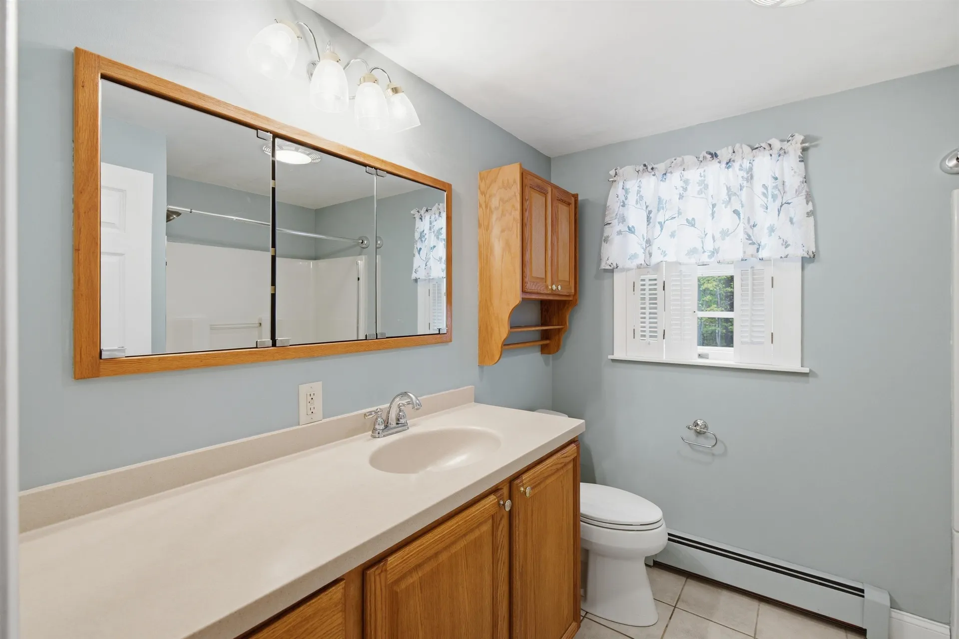 34 West Road Londonderry NH 03053