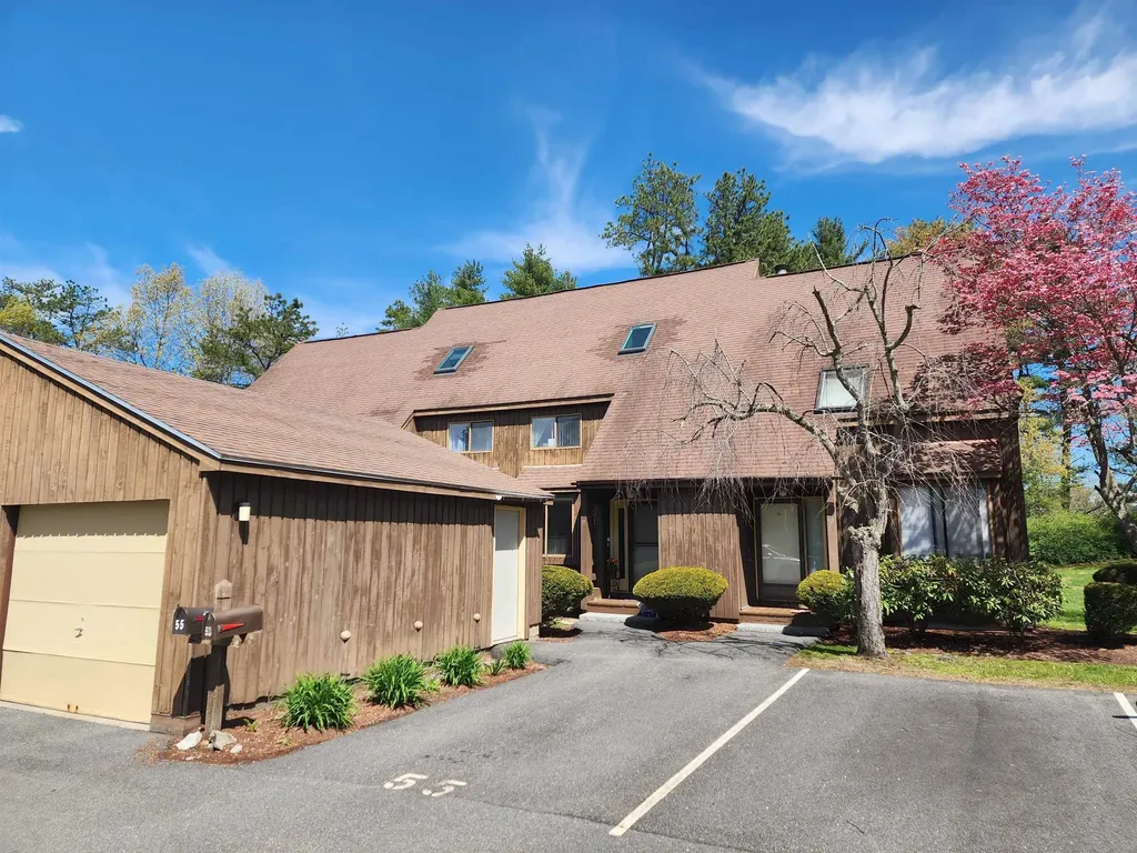 55 Spring Cove Road Nashua NH 03062