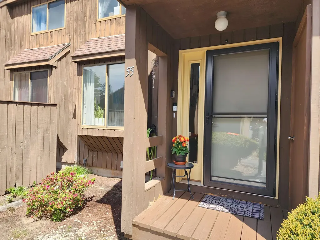 55 Spring Cove Road Nashua NH 03062