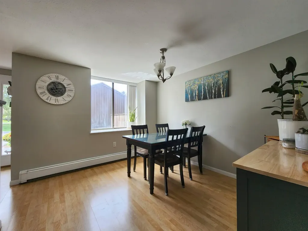 55 Spring Cove Road Nashua NH 03062