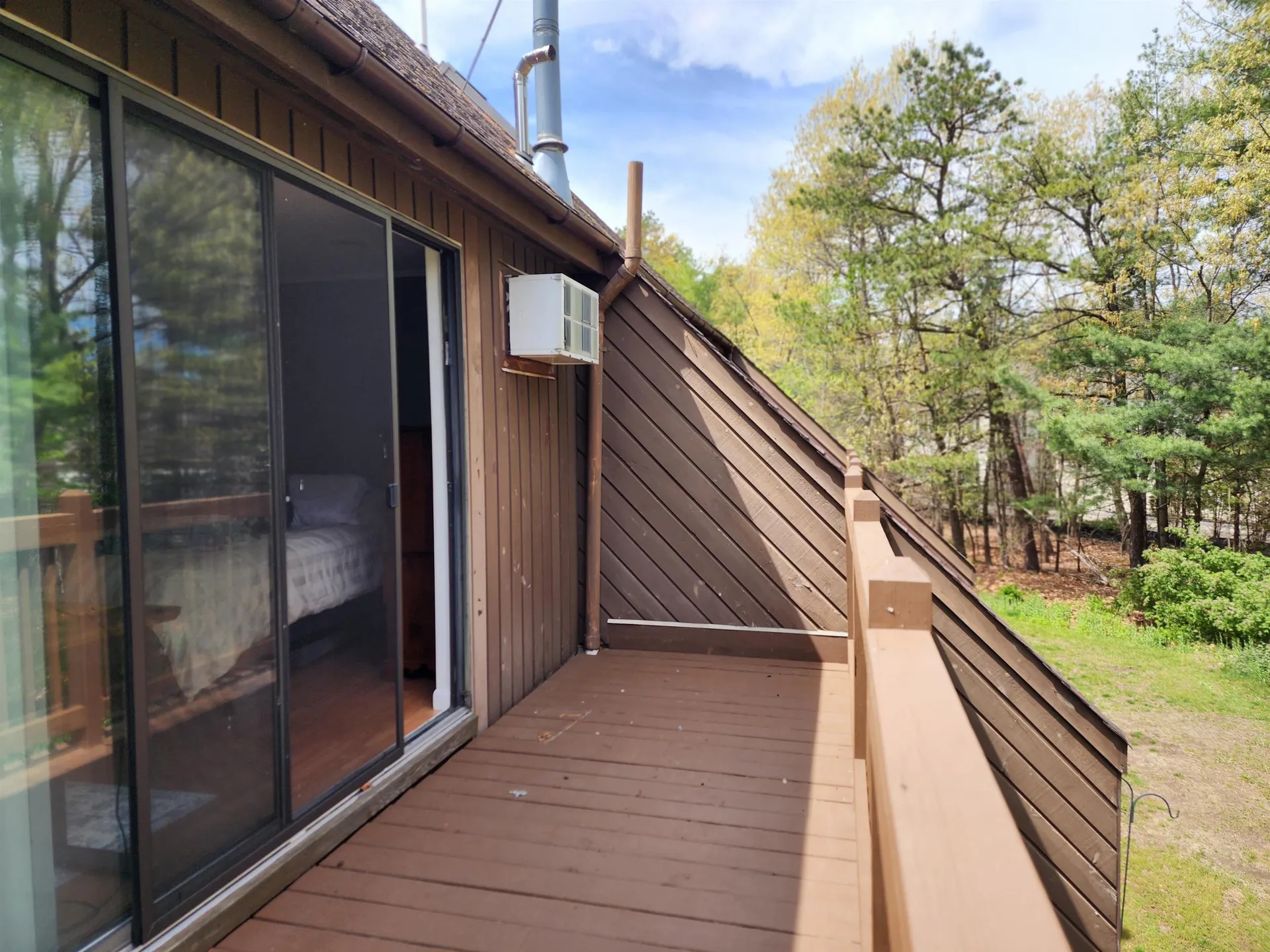 55 Spring Cove Road Nashua NH 03062
