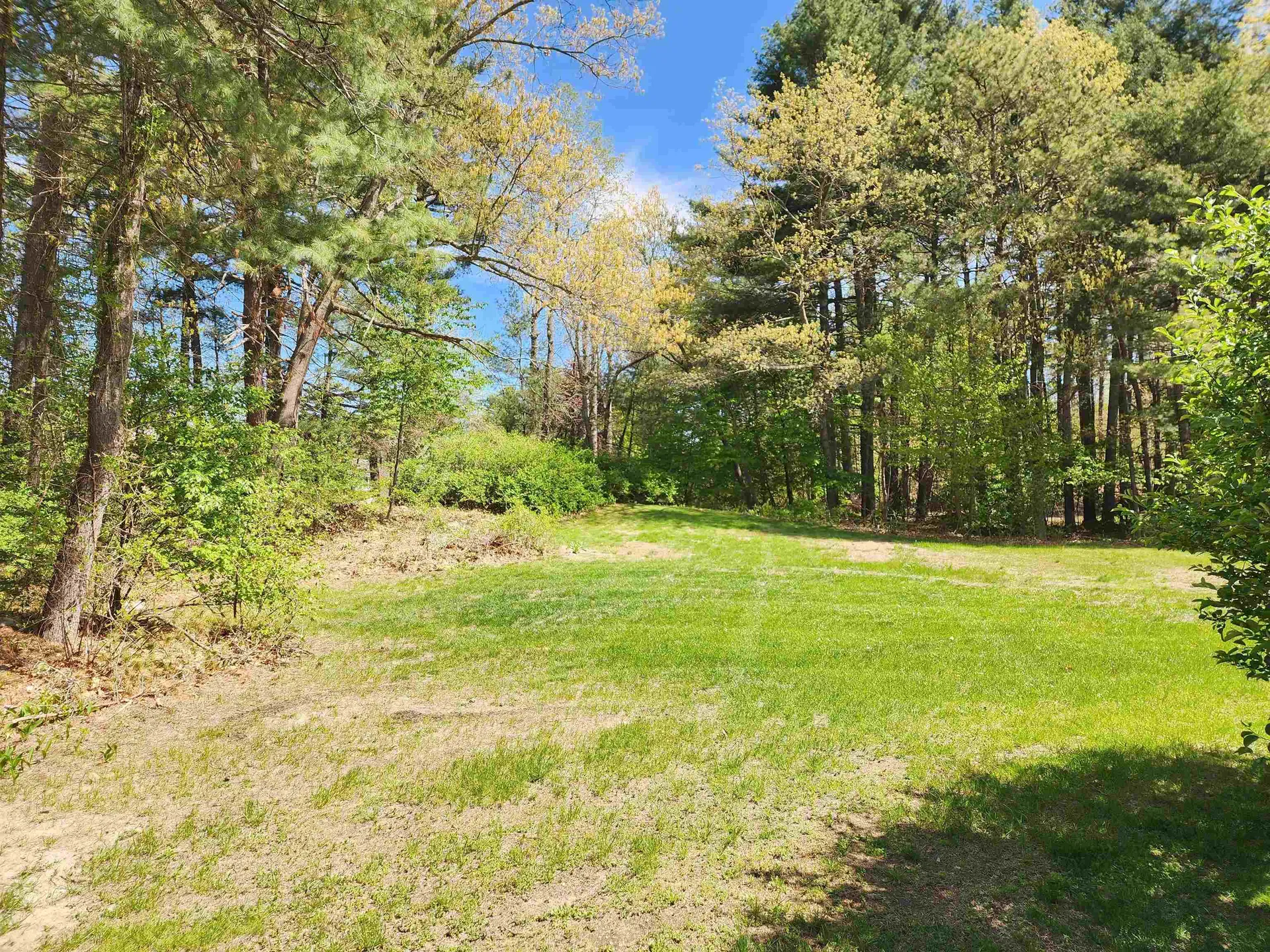 55 Spring Cove Road Nashua NH 03062