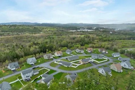 77 Rolling Hills Drive Tilton NH 03276