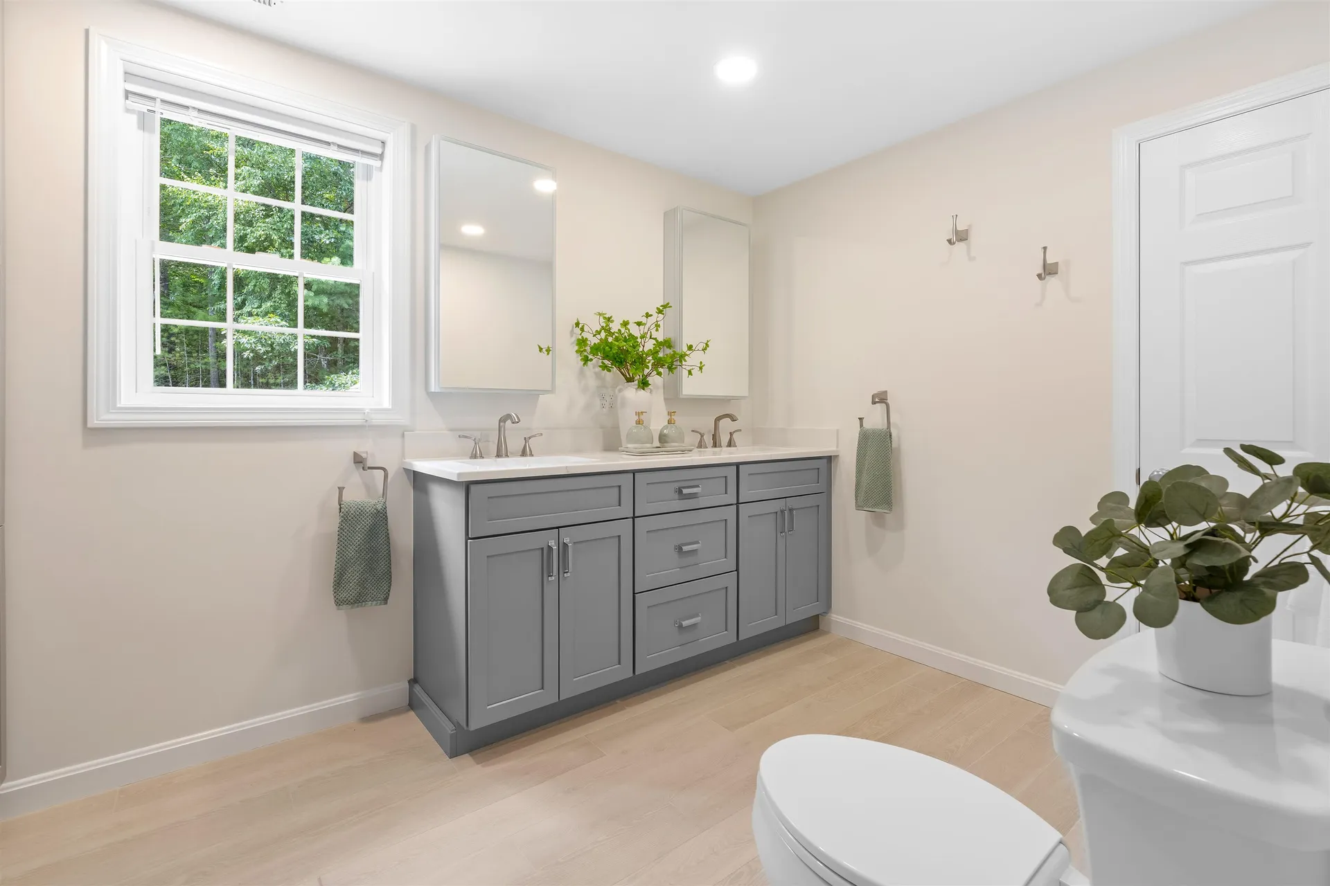 127 Hooksett Road Auburn NH 03032