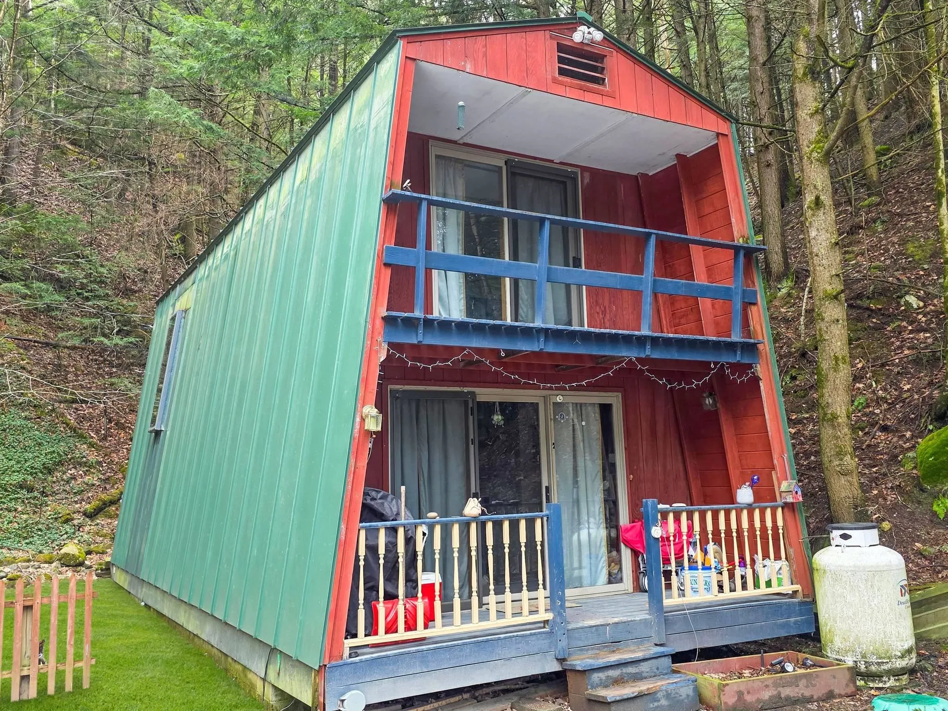 389 Dothan Rd. Road Hartford VT 05001