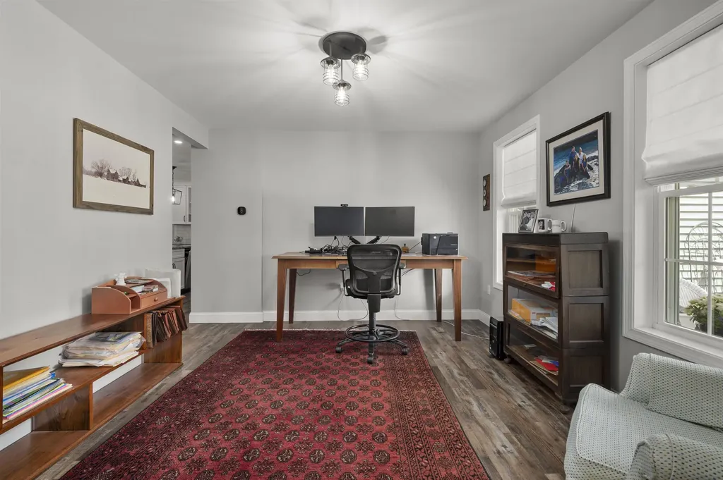 22 Darwin Place Laconia NH 03246
