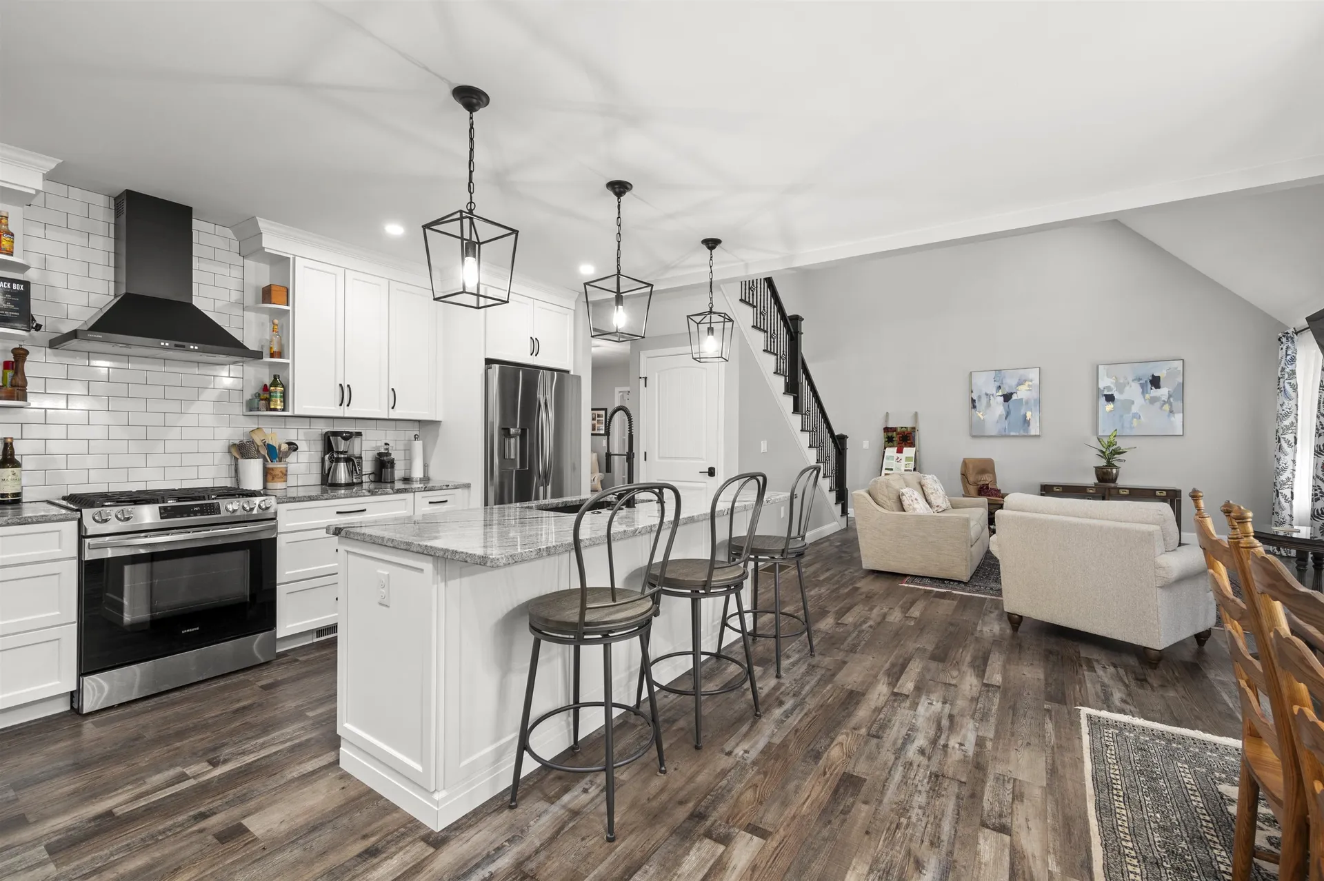 22 Darwin Place Laconia NH 03246