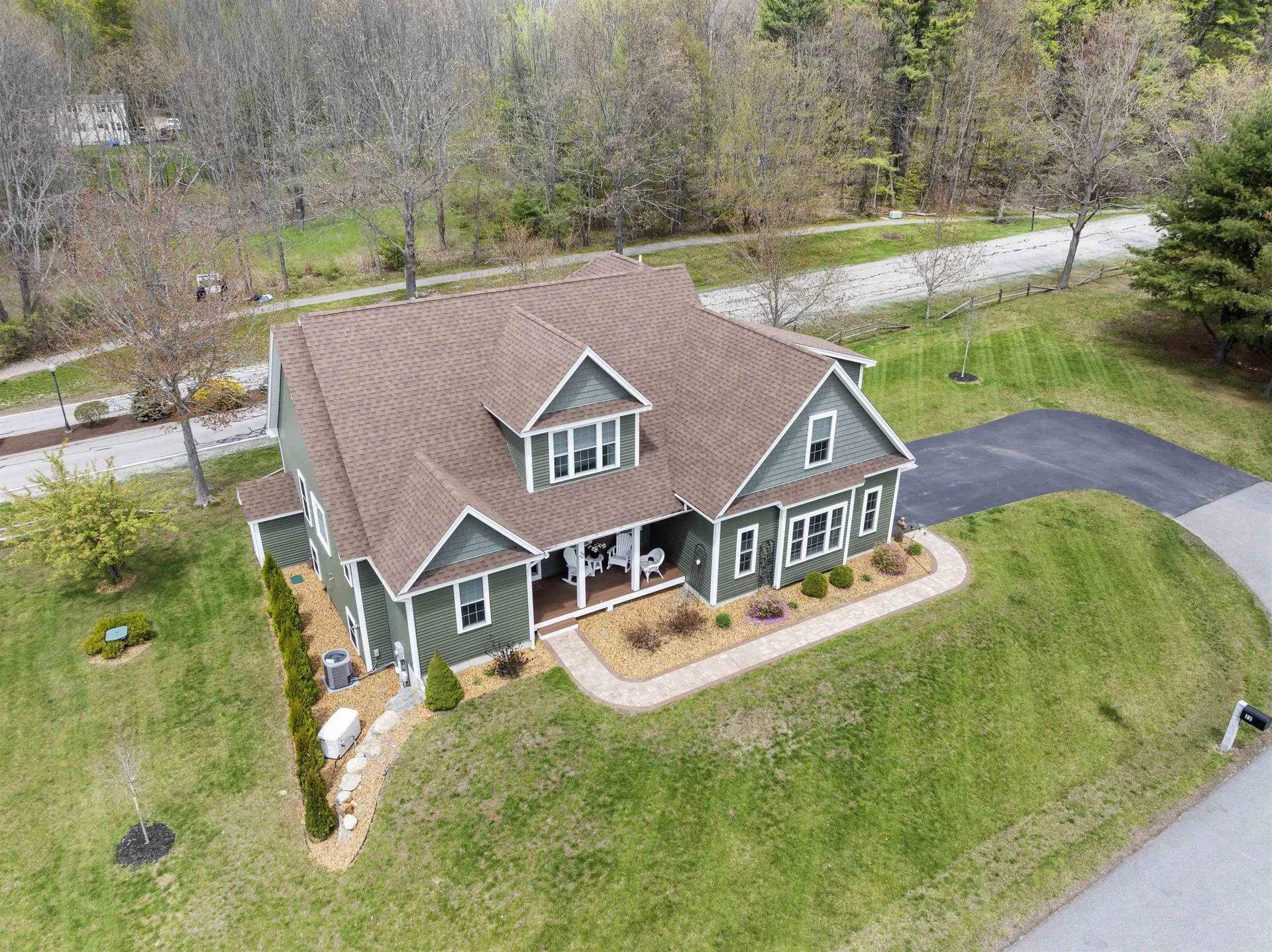 22 Darwin Place Laconia NH 03246