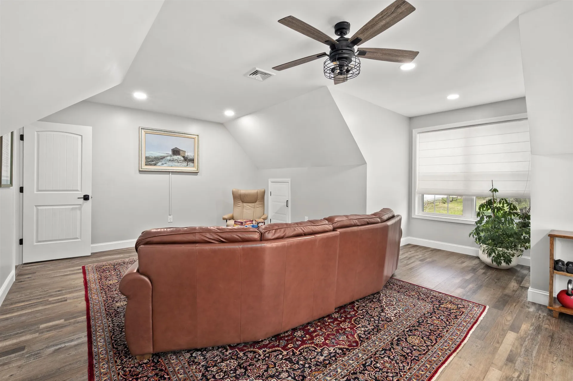 22 Darwin Place Laconia NH 03246