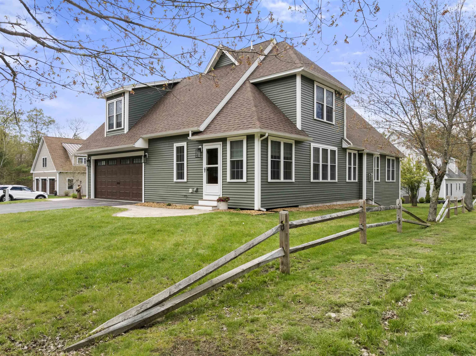 22 Darwin Place Laconia NH 03246