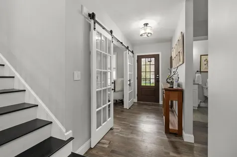 22 Darwin Place Laconia NH 03246