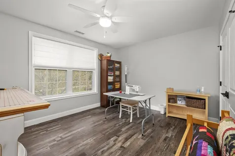 22 Darwin Place Laconia NH 03246