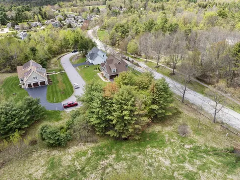 22 Darwin Place Laconia NH 03246