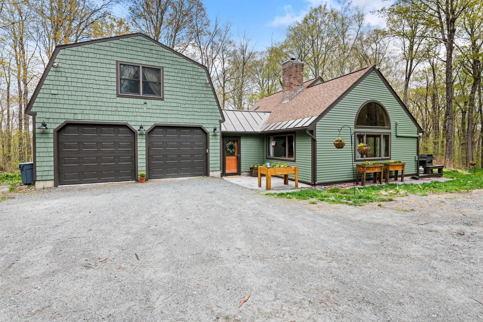 12 Hidden Lane Enfield NH 03748