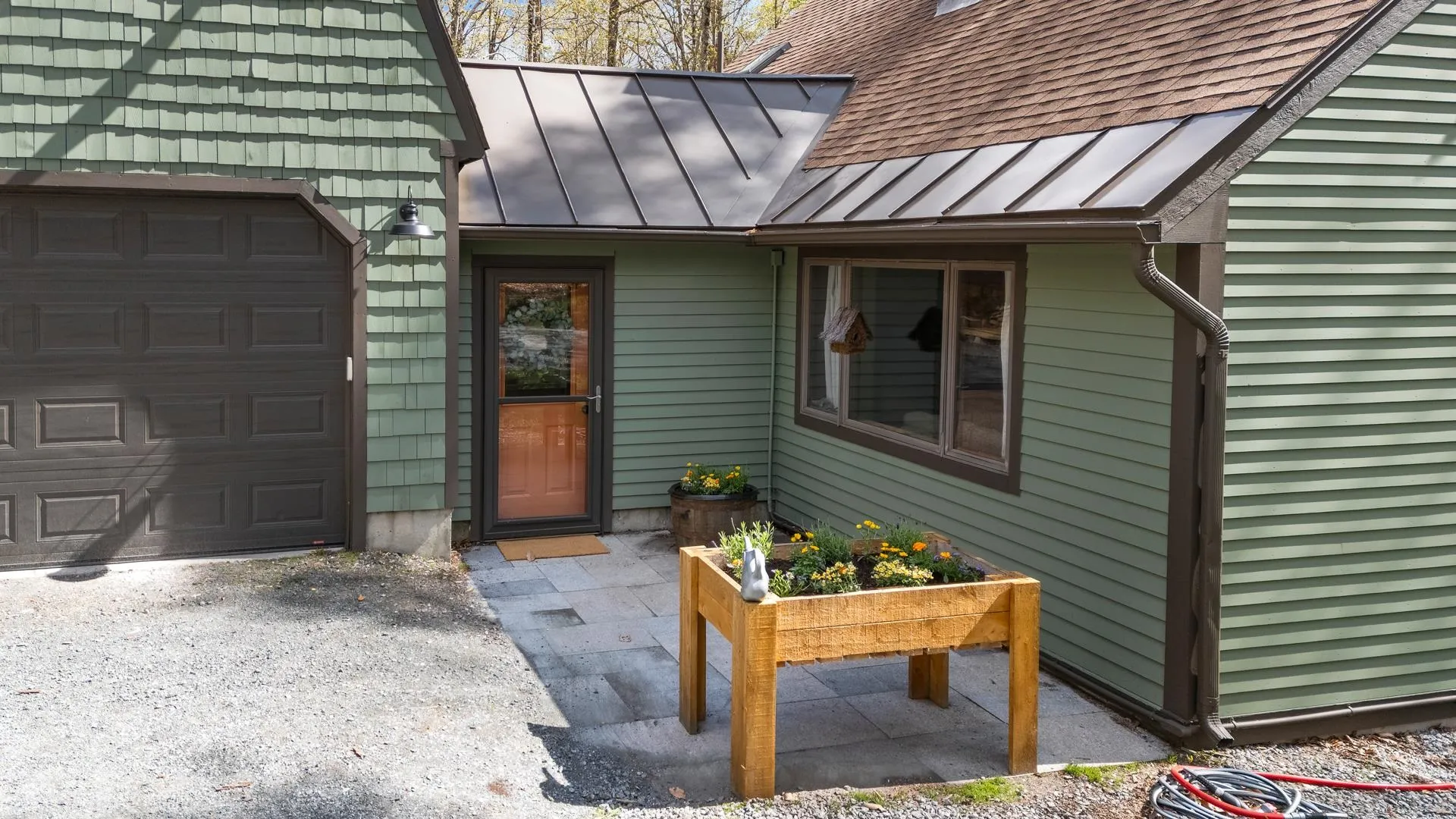 12 Hidden Lane Enfield NH 03748