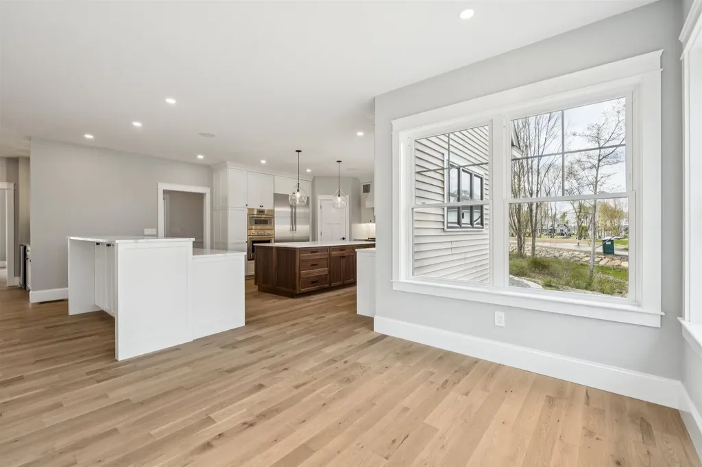 58 Shipwright Way Newington NH 03801