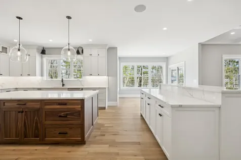 58 Shipwright Way Newington NH 03801