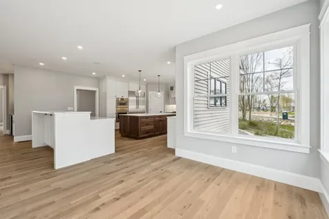 58 Shipwright Way Newington NH 03801