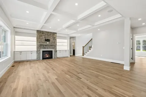 58 Shipwright Way Newington NH 03801