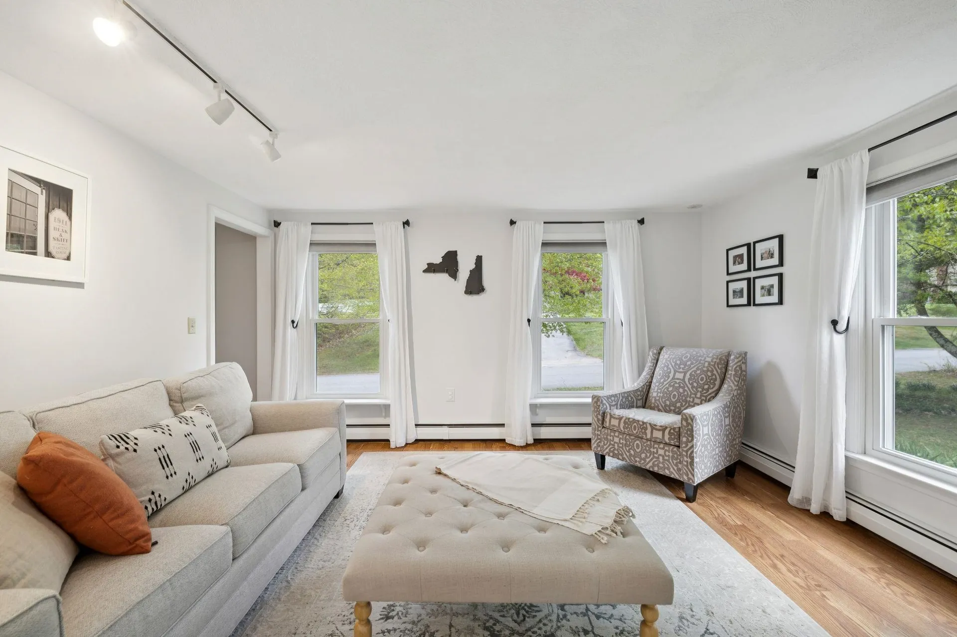 8 Queens Way Merrimack NH 03054