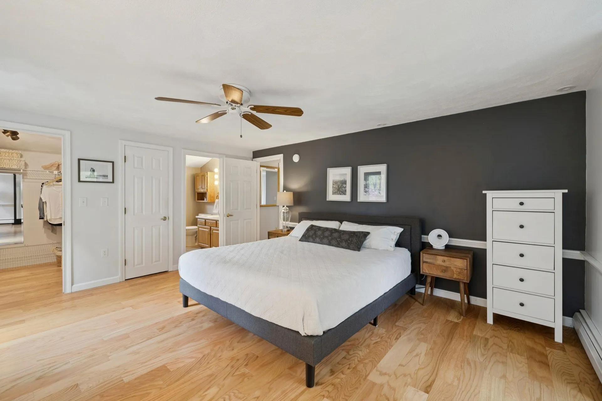 8 Queens Way Merrimack NH 03054