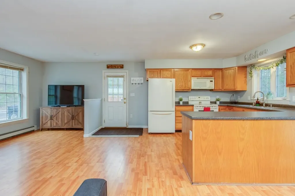 815 Bachelder Road Pembroke NH 03275