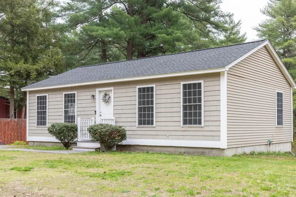 815 Bachelder Road Pembroke NH 03275