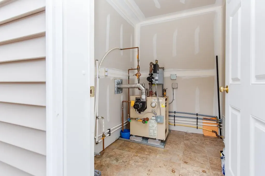 815 Bachelder Road Pembroke NH 03275