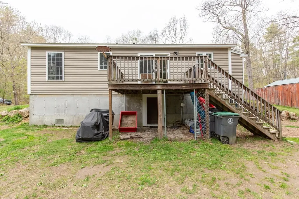 815 Bachelder Road Pembroke NH 03275