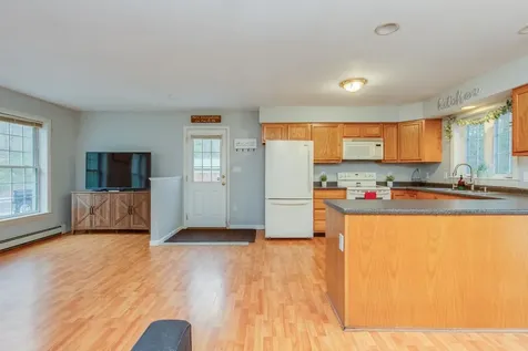 815 Bachelder Road Pembroke NH 03275